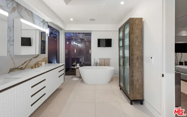 $39,500 | 2630 Eden Place, Beverly Hills, CA 90210