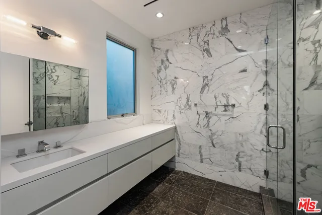 $39,500 | 2630 Eden Place, Beverly Hills, CA 90210