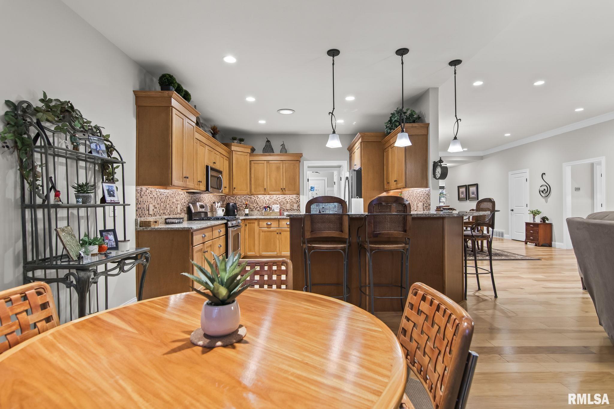 2216 Charlack Avenue Springfield, IL 62704 - Photo 12 of 50