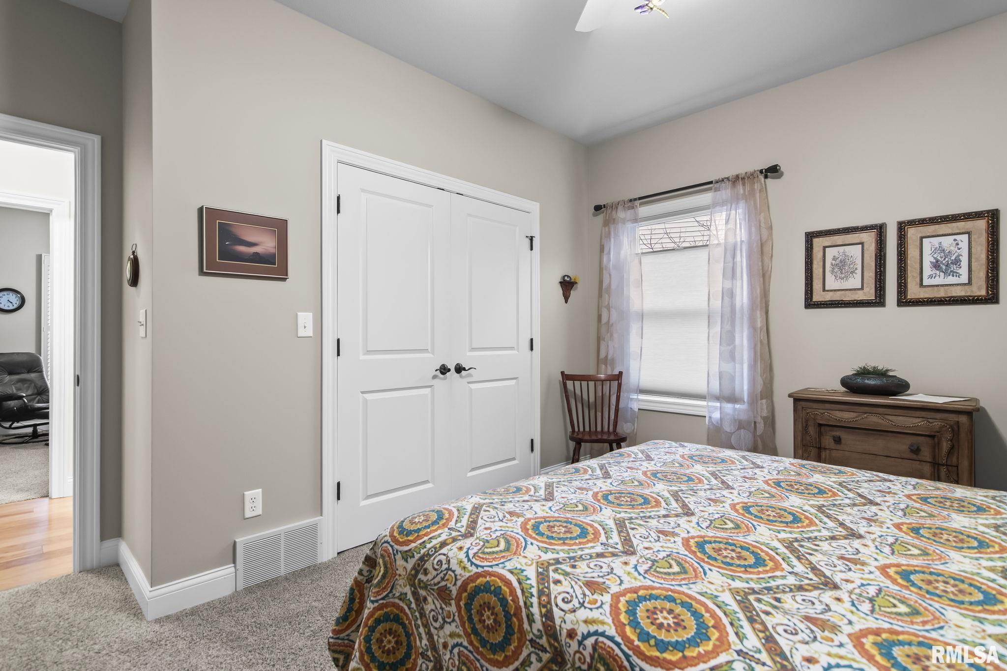 2216 Charlack Avenue Springfield, IL 62704 - Photo 29 of 50