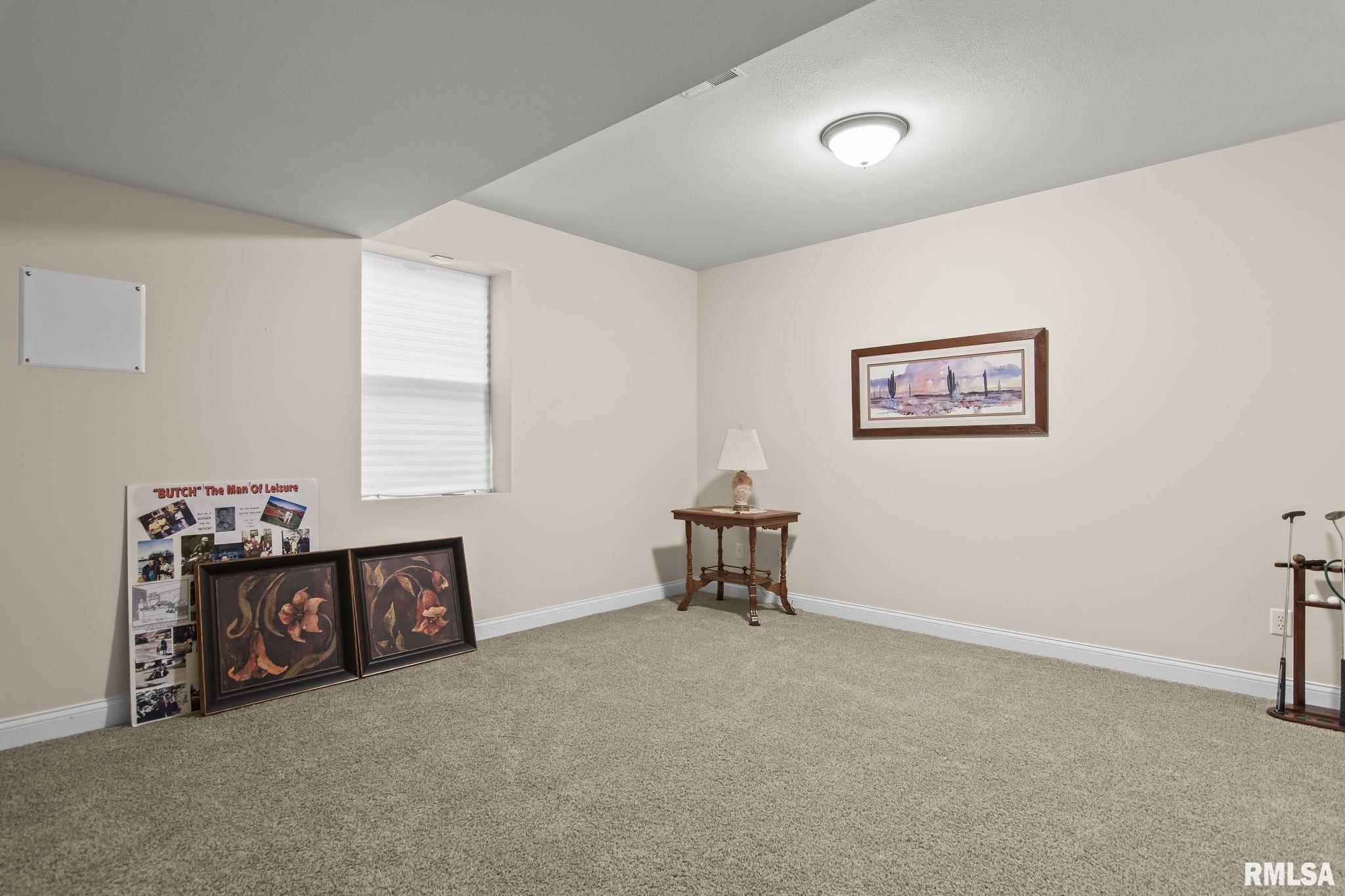 2216 Charlack Avenue Springfield, IL 62704 - Photo 40 of 50