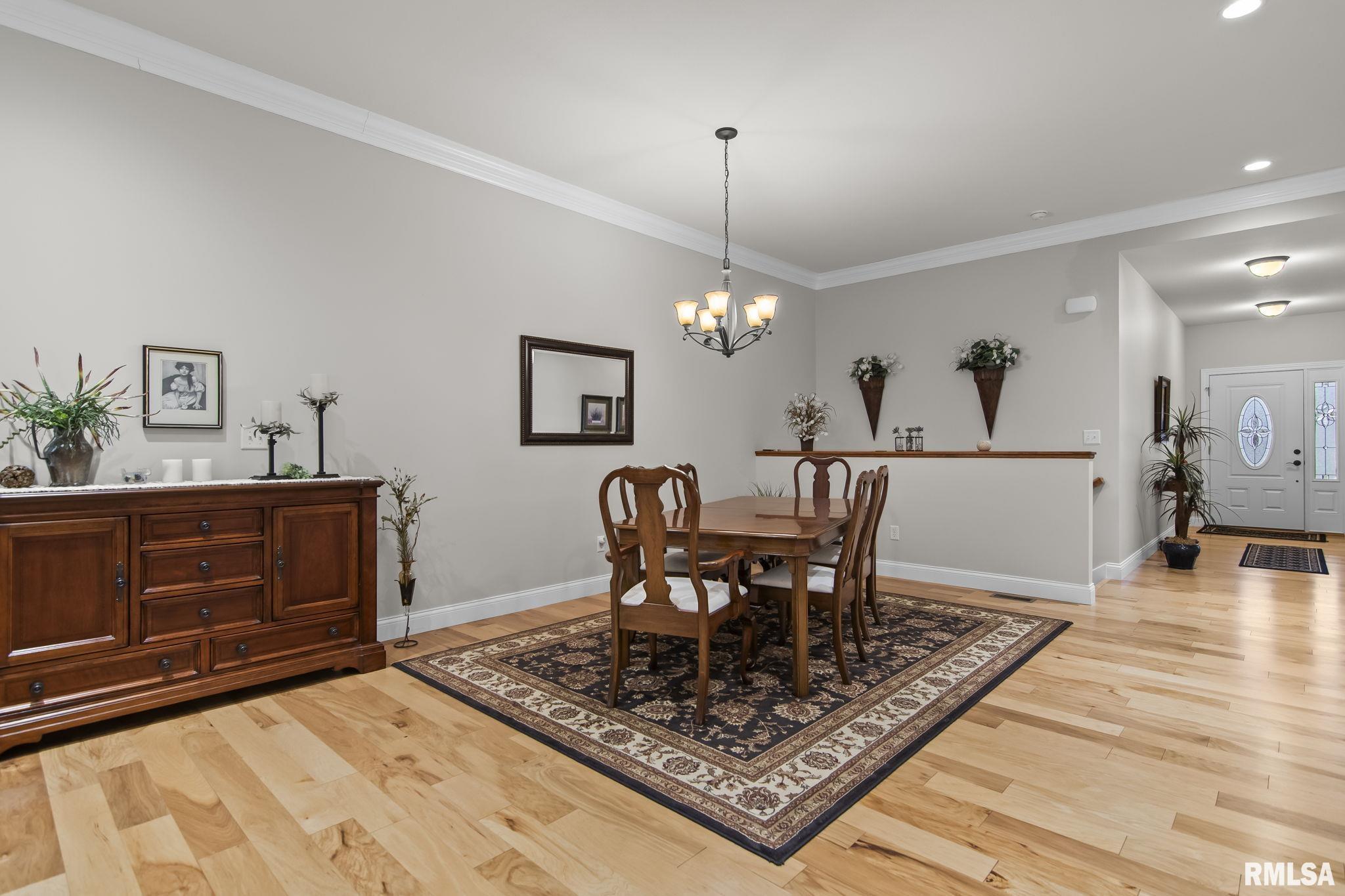 2216 Charlack Avenue Springfield, IL 62704 - Photo 7 of 50