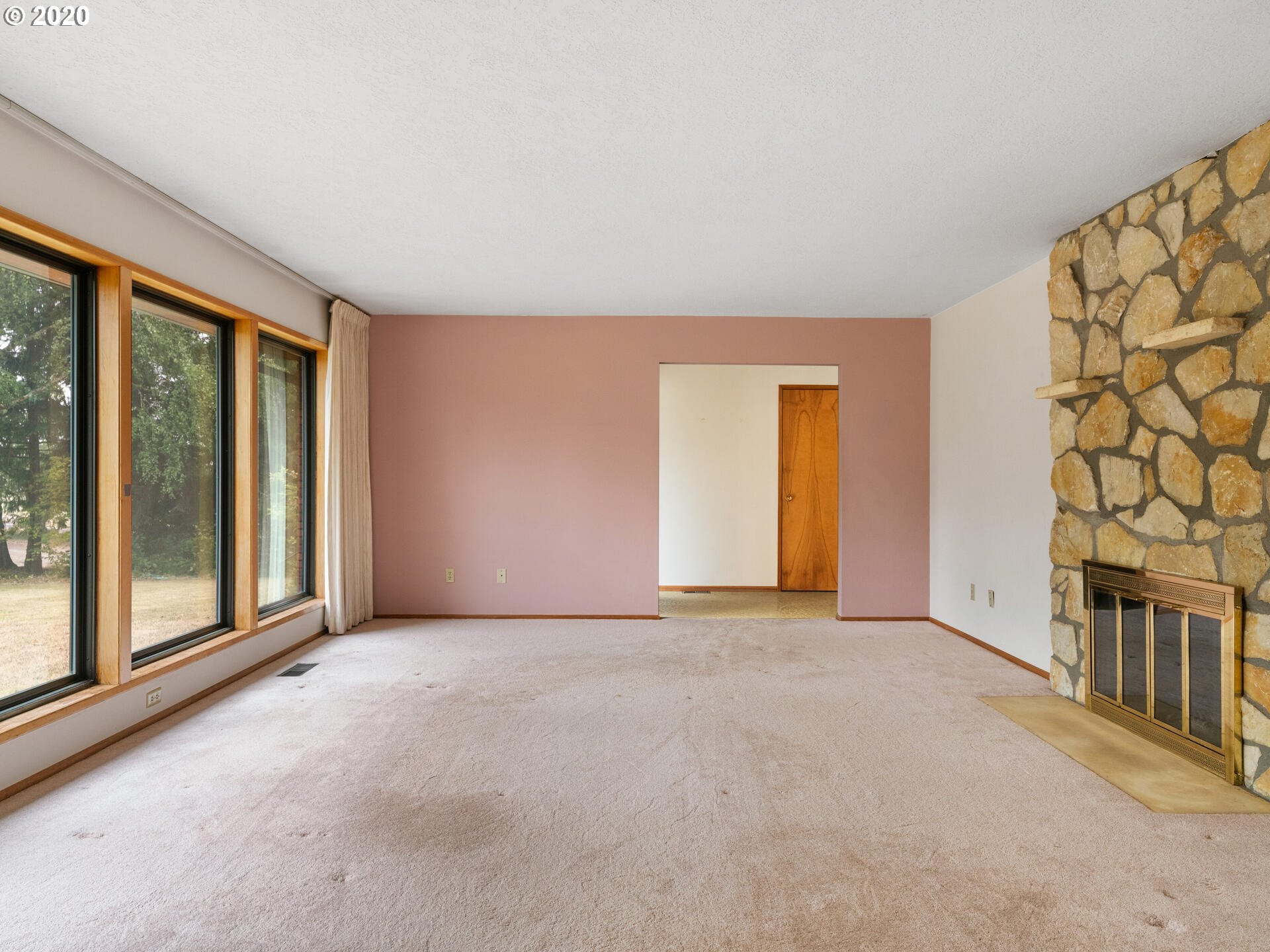 4830 Northwest Susbauer Road Cornelius, OR 97113 - Photo 4 of 32 Gallery Image 4