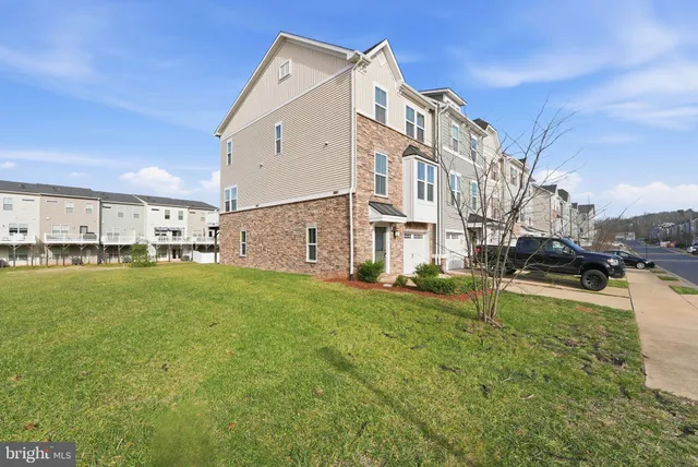 $550,000 | 10798 Hinton Way, Manassas, VA 20112