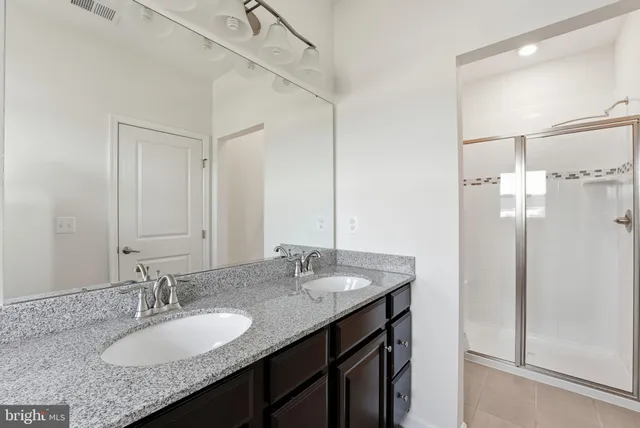 $550,000 | 10798 Hinton Way, Manassas, VA 20112