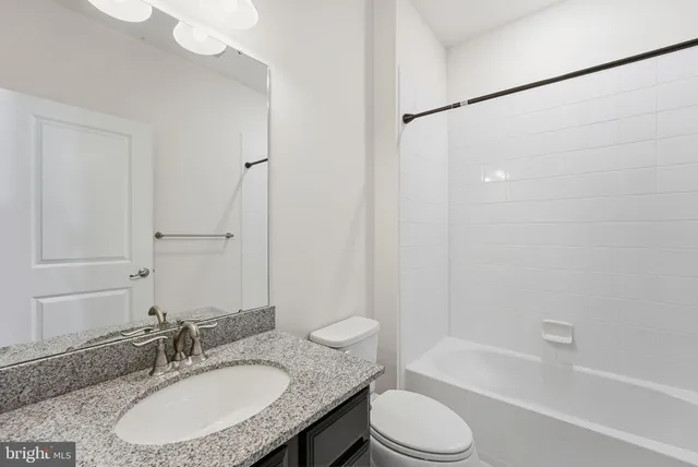 $550,000 | 10798 Hinton Way, Manassas, VA 20112