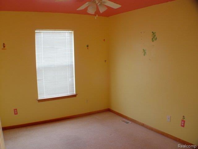 2477 Par Court Howell, MI 48843 - Photo 12 of 23 DSC02101