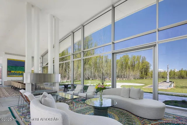 $60,000,000 | 1120 Thunder Road, Wilson, WY 83014