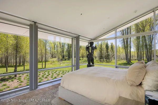 $60,000,000 | 1120 Thunder Road, Wilson, WY 83014