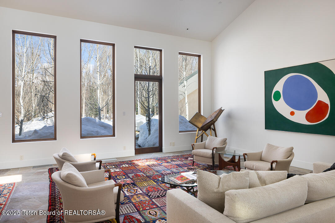 1120 Thunder Road Wilson, WY 83014 - Photo 24 of 38 Living Room Sitting Area