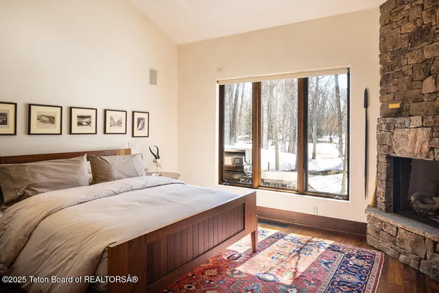 $60,000,000 | 1120 Thunder Road, Wilson, WY 83014