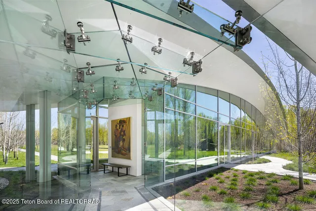 $60,000,000 | 1120 Thunder Road, Wilson, WY 83014