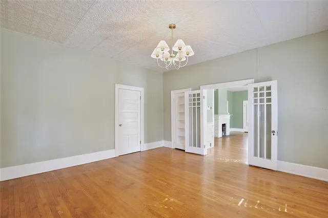 $575,000 | 2400 South Park Avenue, Sanford, FL 32771