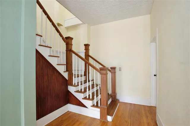 $575,000 | 2400 South Park Avenue, Sanford, FL 32771