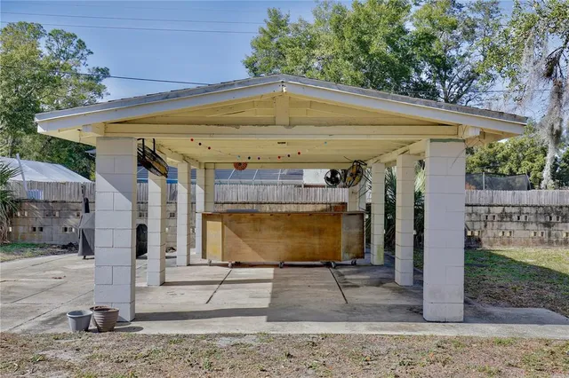 $575,000 | 2400 South Park Avenue, Sanford, FL 32771