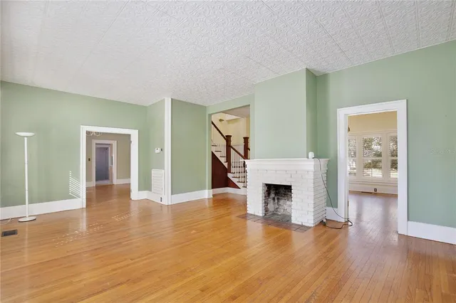 $575,000 | 2400 South Park Avenue, Sanford, FL 32771