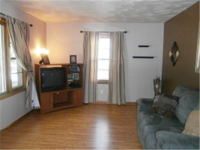 3120 East River Road Northeast Rochester, MN 55906 - Photo 4 of 12