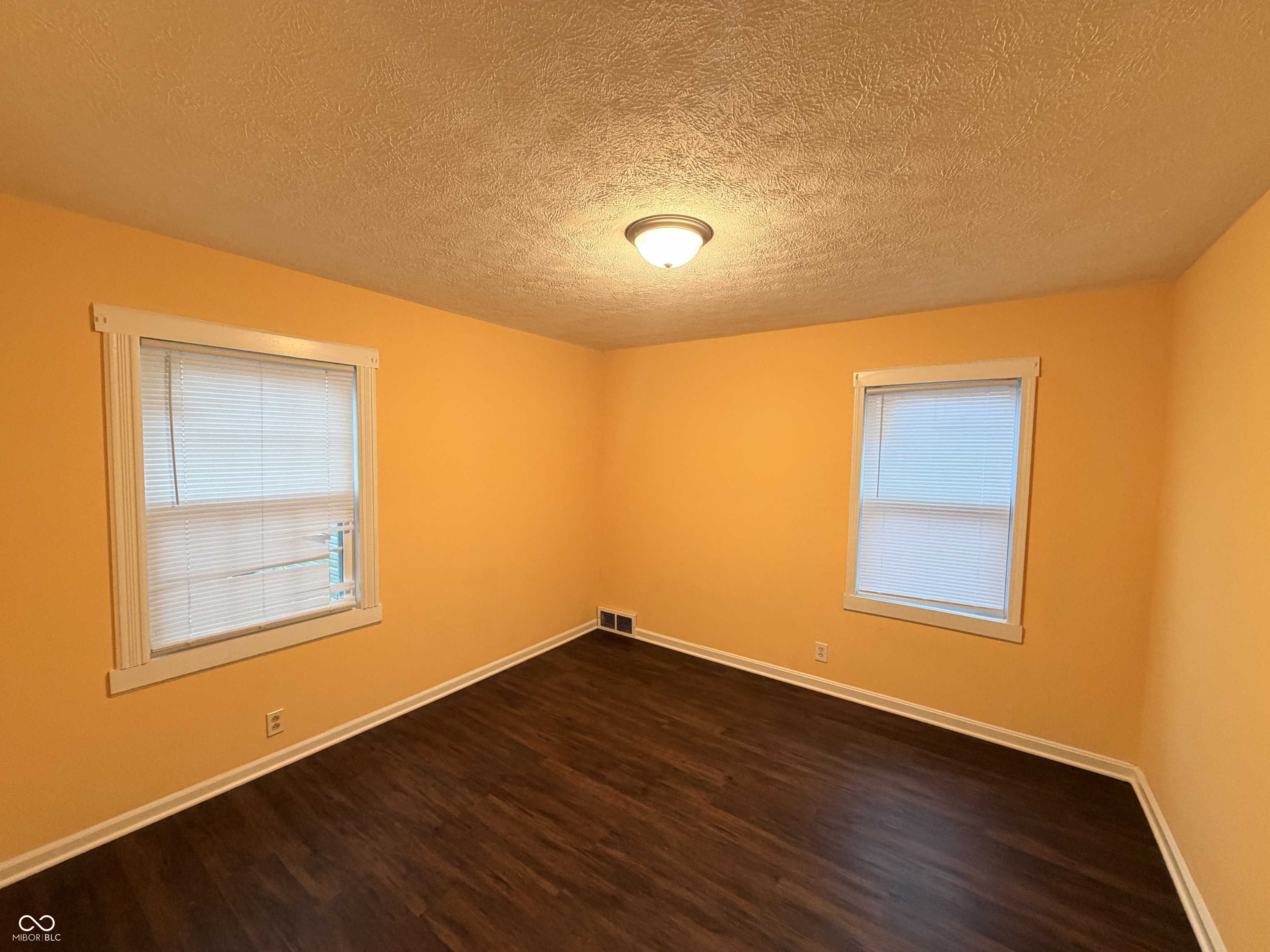 5338 Brookville Road Indianapolis, IN 46219 - Photo 16 of 24