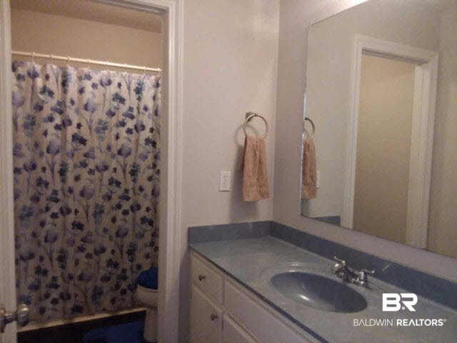 25220 Olive Street Elberta, AL 36530 - Photo 8 of 13 Guest Bath