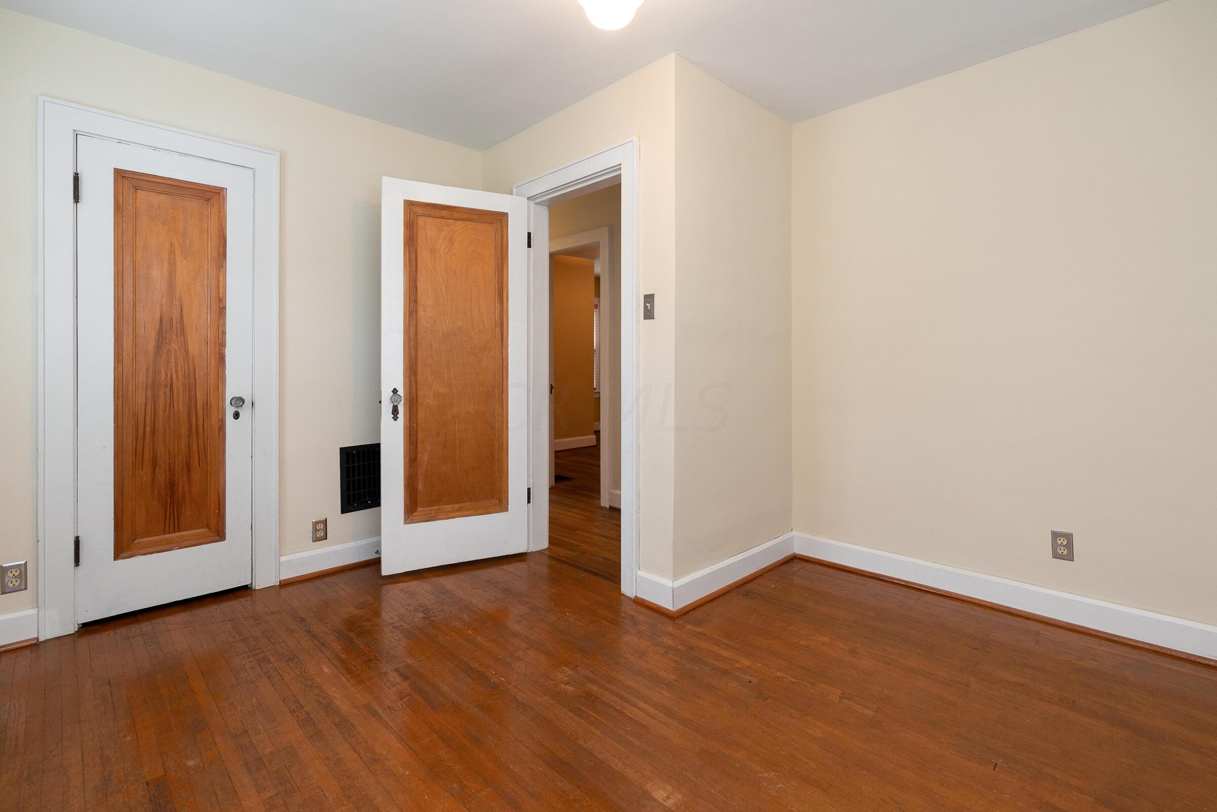 482 East Tulane Road Columbus, OH 43202 - Photo 23 of 37 Bedroom 2