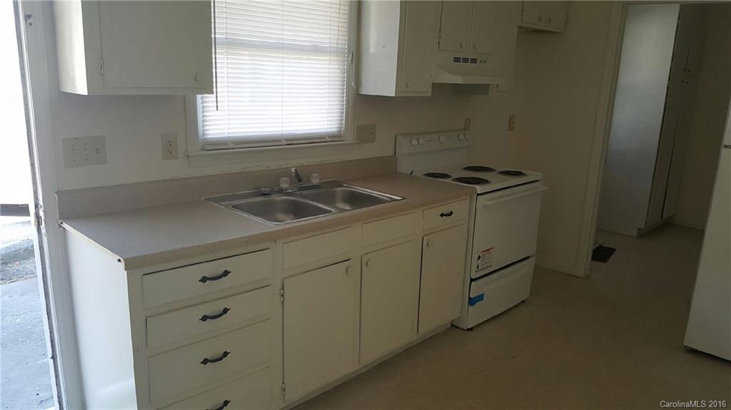 713 Castle Road, Unit D Monroe, NC 28110 - Photo 3 of 7