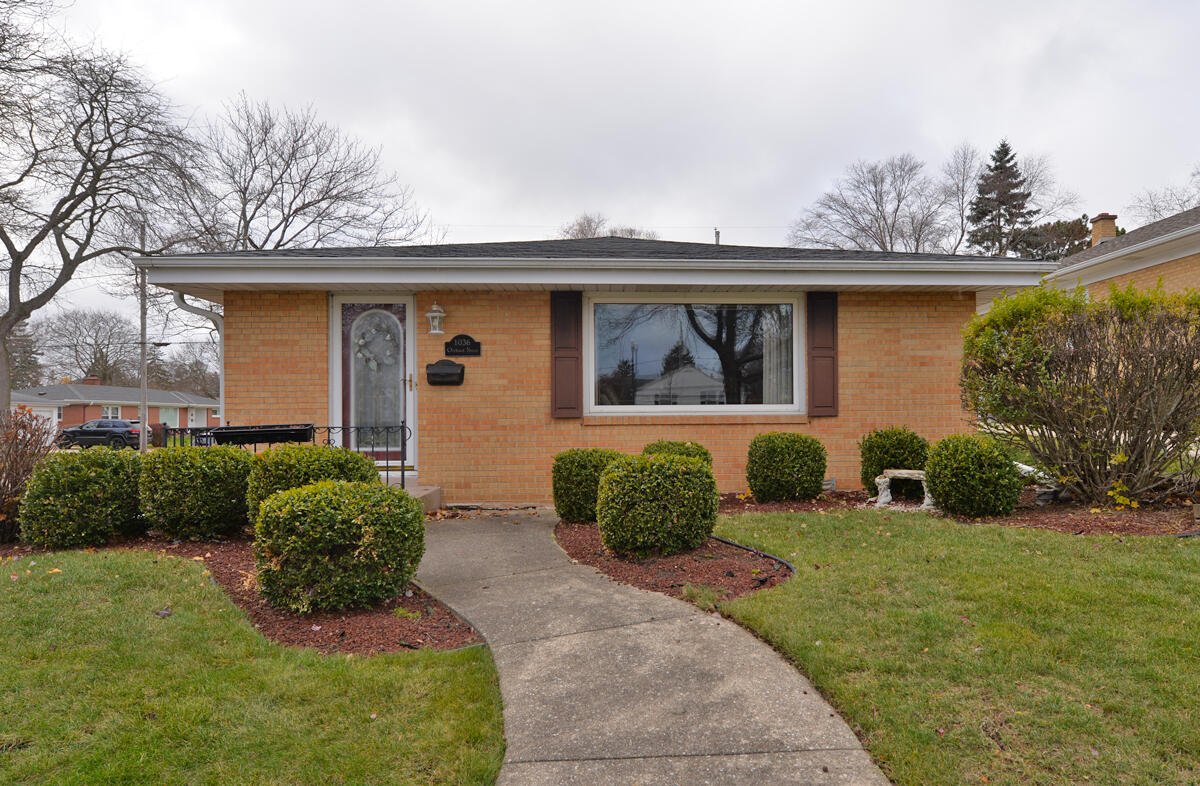 1036 Orchard Street Racine, WI 53405 - Photo 1 of 32 101