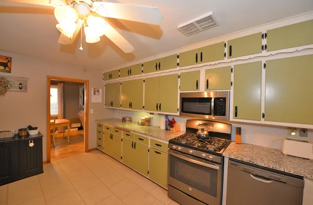 $299,900 | 1036 Orchard Street, Racine, WI 53405