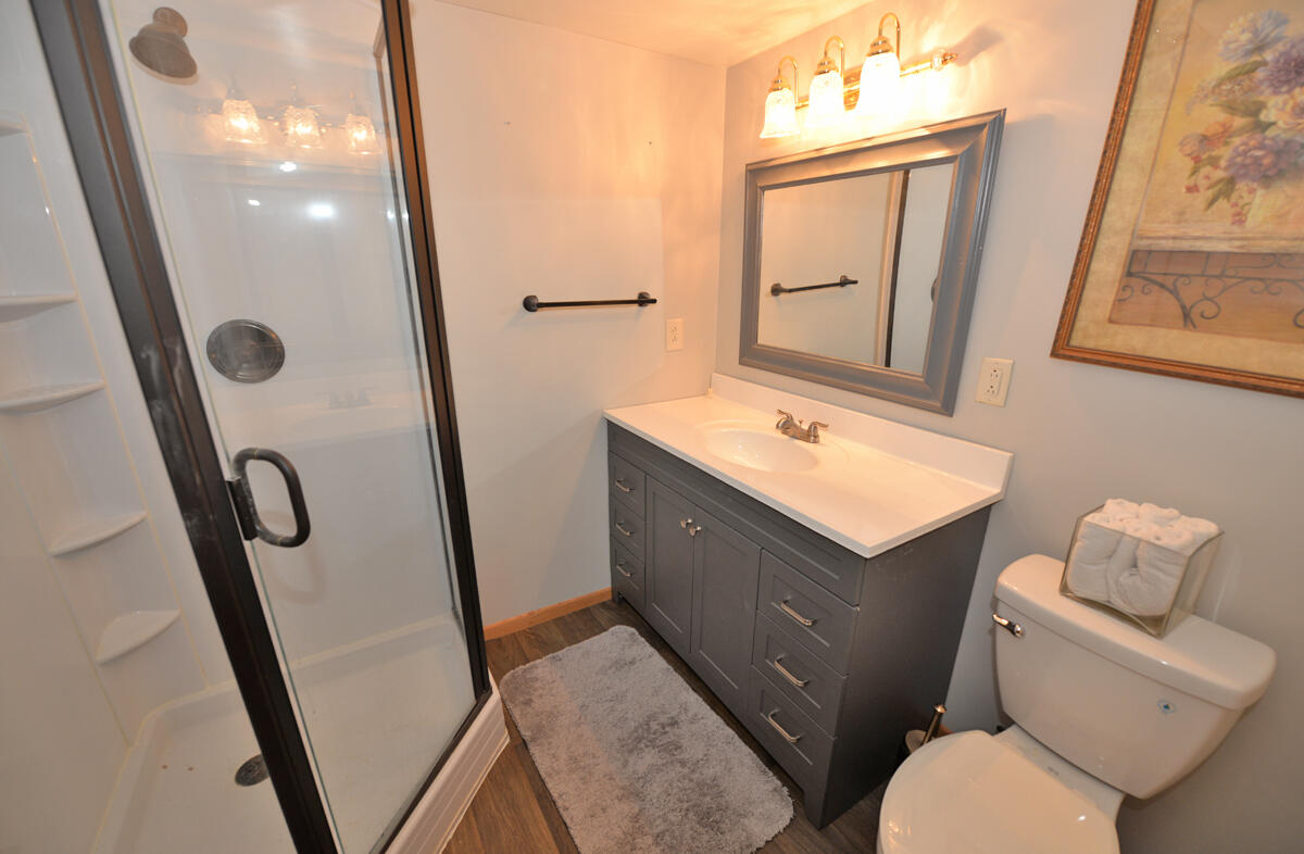 1036 Orchard Street Racine, WI 53405 - Photo 23 of 32 123