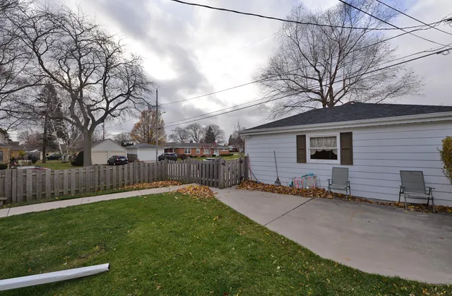 $299,900 | 1036 Orchard Street, Racine, WI 53405