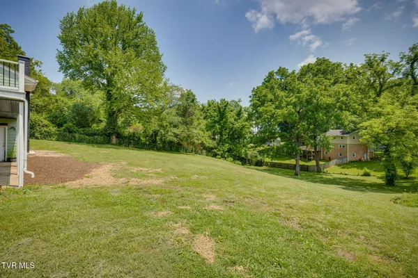 $849,000 | 1314 Woodland Avenue, Johnson City, TN 37601
