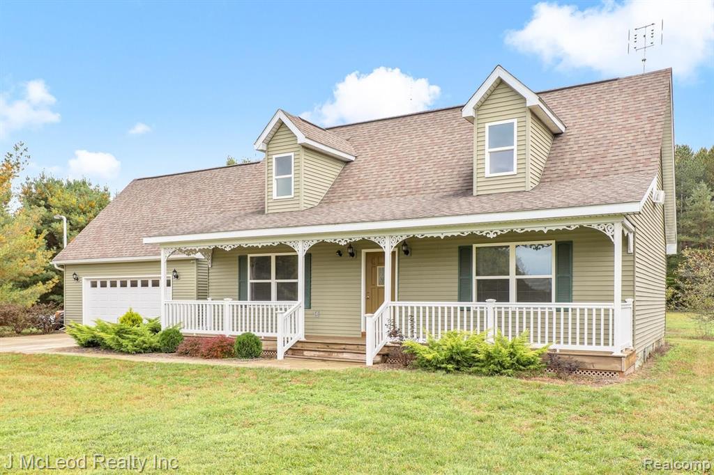 7593 Irish Road Millington, MI 48746 - Photo 3 of 57