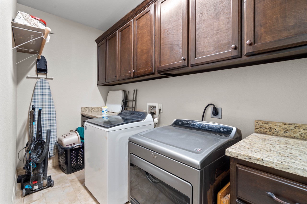 27585 Rio Blanco Drive Splendora, TX 77372 - Photo 19 of 39 Great space in this laundry room.