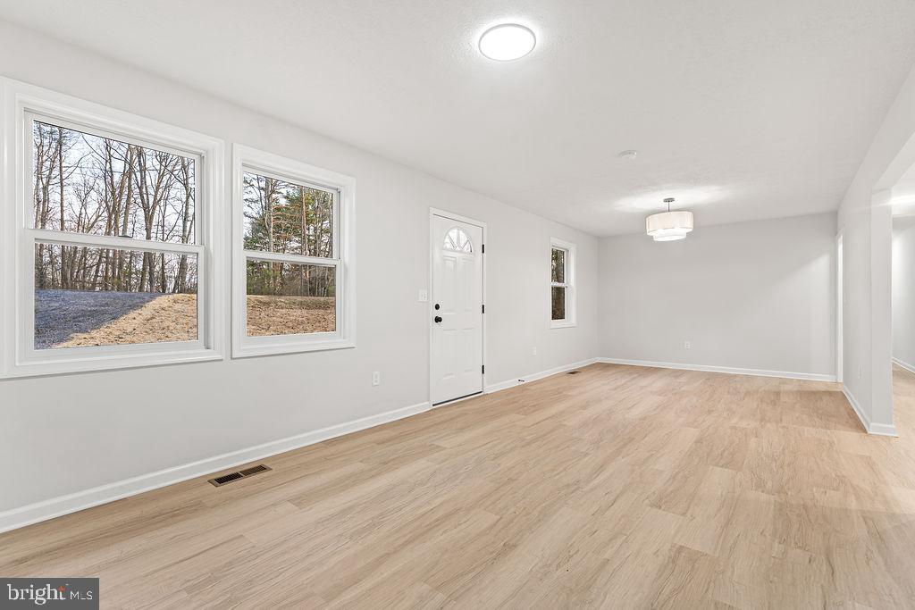 13162 Scotts Mill Road Culpeper, VA 22701 - Photo 3 of 26