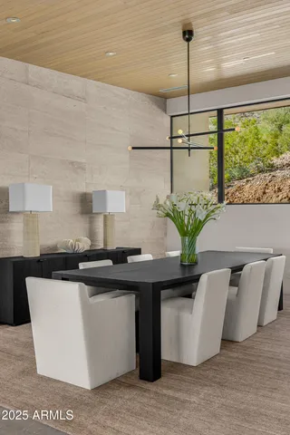 $12,500,000 | 7050 North 39th Place, Paradise Valley, AZ 85253