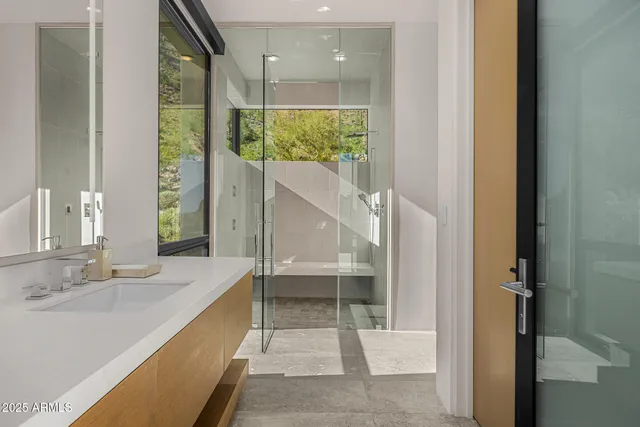 $12,500,000 | 7050 North 39th Place, Paradise Valley, AZ 85253