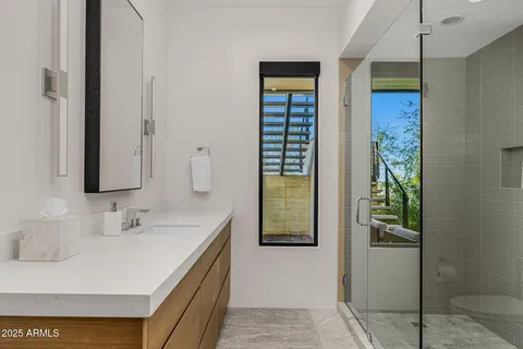 $12,500,000 | 7050 North 39th Place, Paradise Valley, AZ 85253