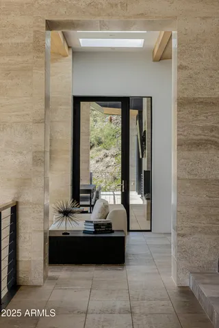 $12,500,000 | 7050 North 39th Place, Paradise Valley, AZ 85253