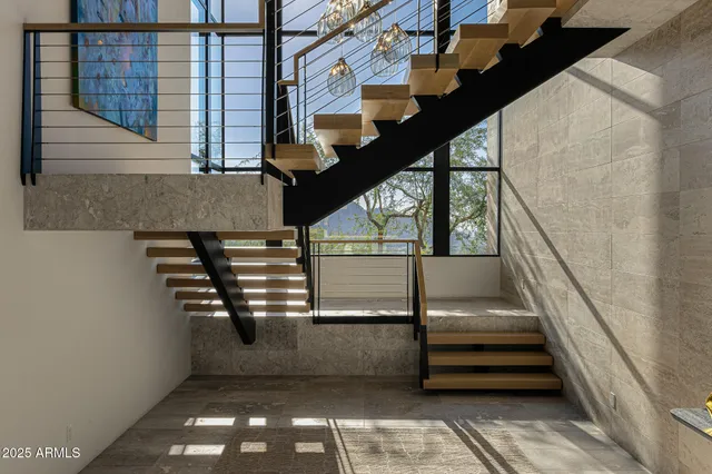 $12,500,000 | 7050 North 39th Place, Paradise Valley, AZ 85253