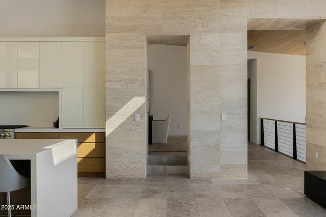 $12,500,000 | 7050 North 39th Place, Paradise Valley, AZ 85253