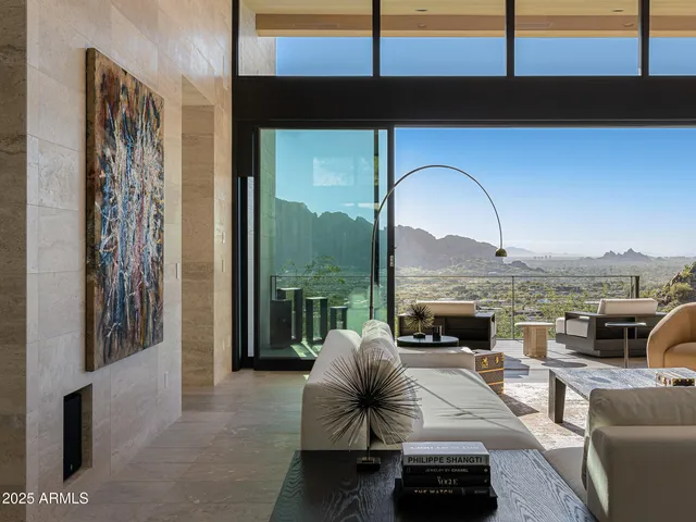 $12,500,000 | 7050 North 39th Place, Paradise Valley, AZ 85253