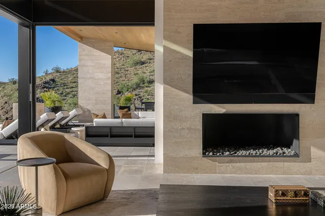 $12,500,000 | 7050 North 39th Place, Paradise Valley, AZ 85253