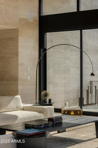 $12,500,000 | 7050 North 39th Place, Paradise Valley, AZ 85253