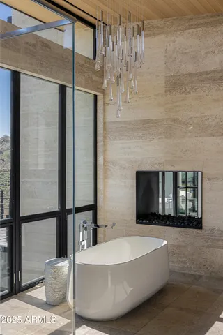 $12,500,000 | 7050 North 39th Place, Paradise Valley, AZ 85253