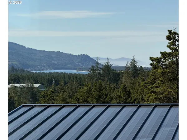 $1,399,000 | 486 Sea Vw Drive, Manzanita, OR 97130