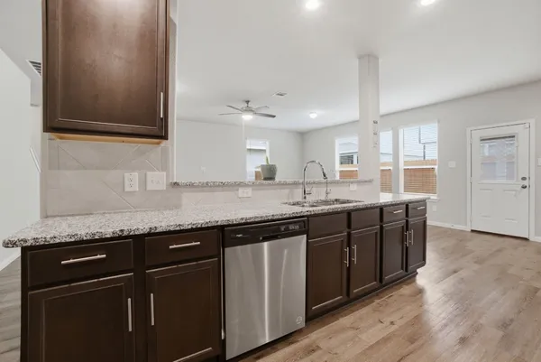 $2,400 | 22210 Great Royal Lane, Houston, TX 77073