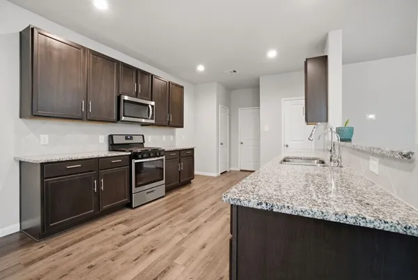 $2,400 | 22210 Great Royal Lane, Houston, TX 77073