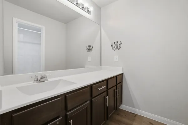 $2,400 | 22210 Great Royal Lane, Houston, TX 77073