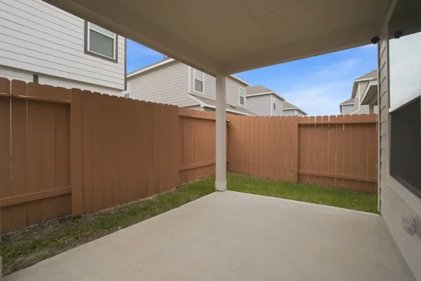 $2,400 | 22210 Great Royal Lane, Houston, TX 77073