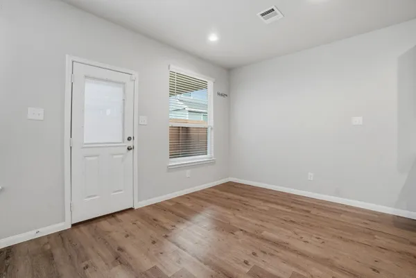 $2,400 | 22210 Great Royal Lane, Houston, TX 77073