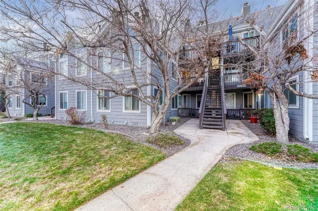 $1,975 | 12404 East Tennessee Circle, Unit B, Aurora, CO 80012